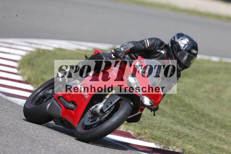 /49 26.08.2025 Cornu Master School ADR/gruen-vert/19
